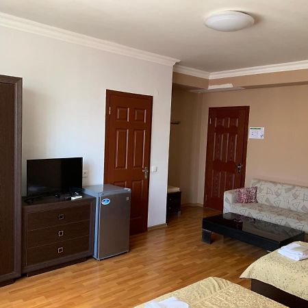 Prestige Hotel Batumi Zewnętrze zdjęcie