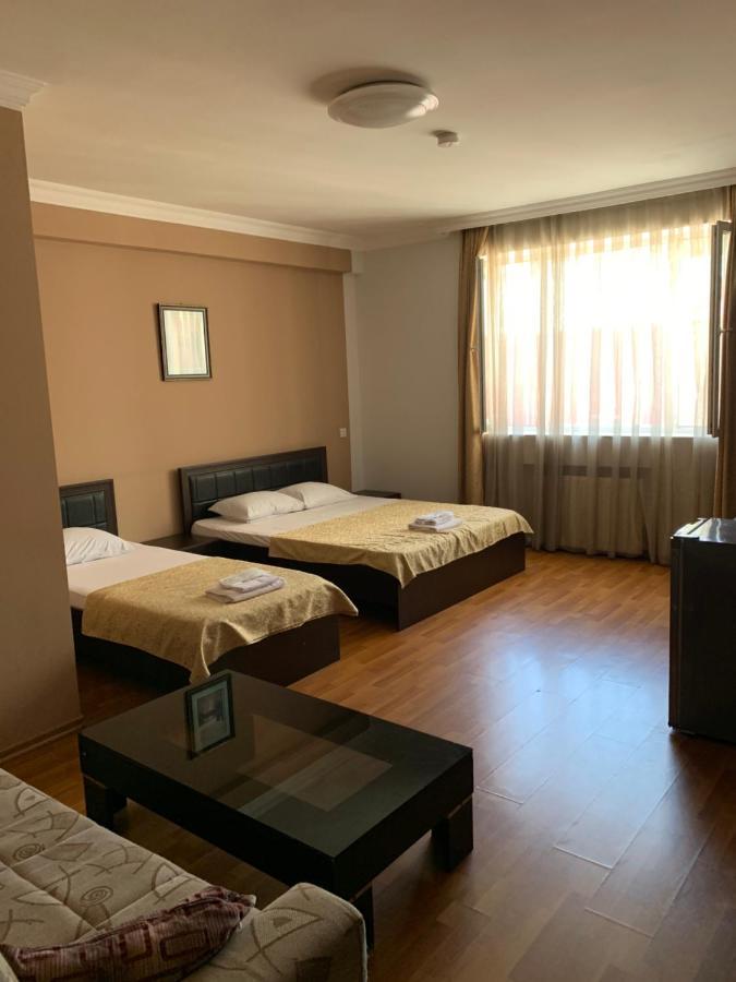 Prestige Hotel Batumi Zewnętrze zdjęcie