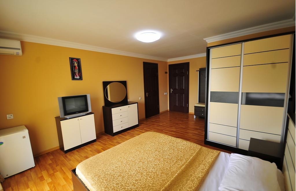 Prestige Hotel Batumi Zewnętrze zdjęcie